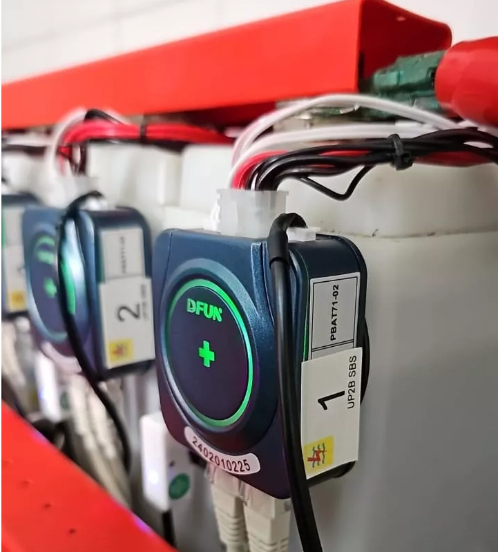 DFUN BMS-Sensor&uuml;berwachungsbatterie.webp